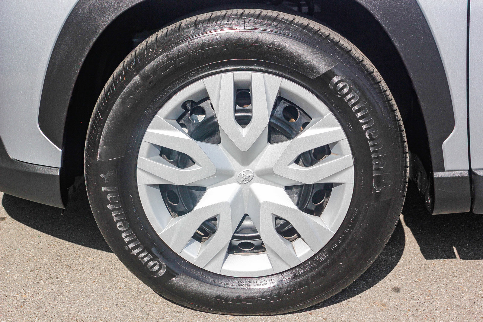 Used 2023 Toyota Corolla Cross L image 10