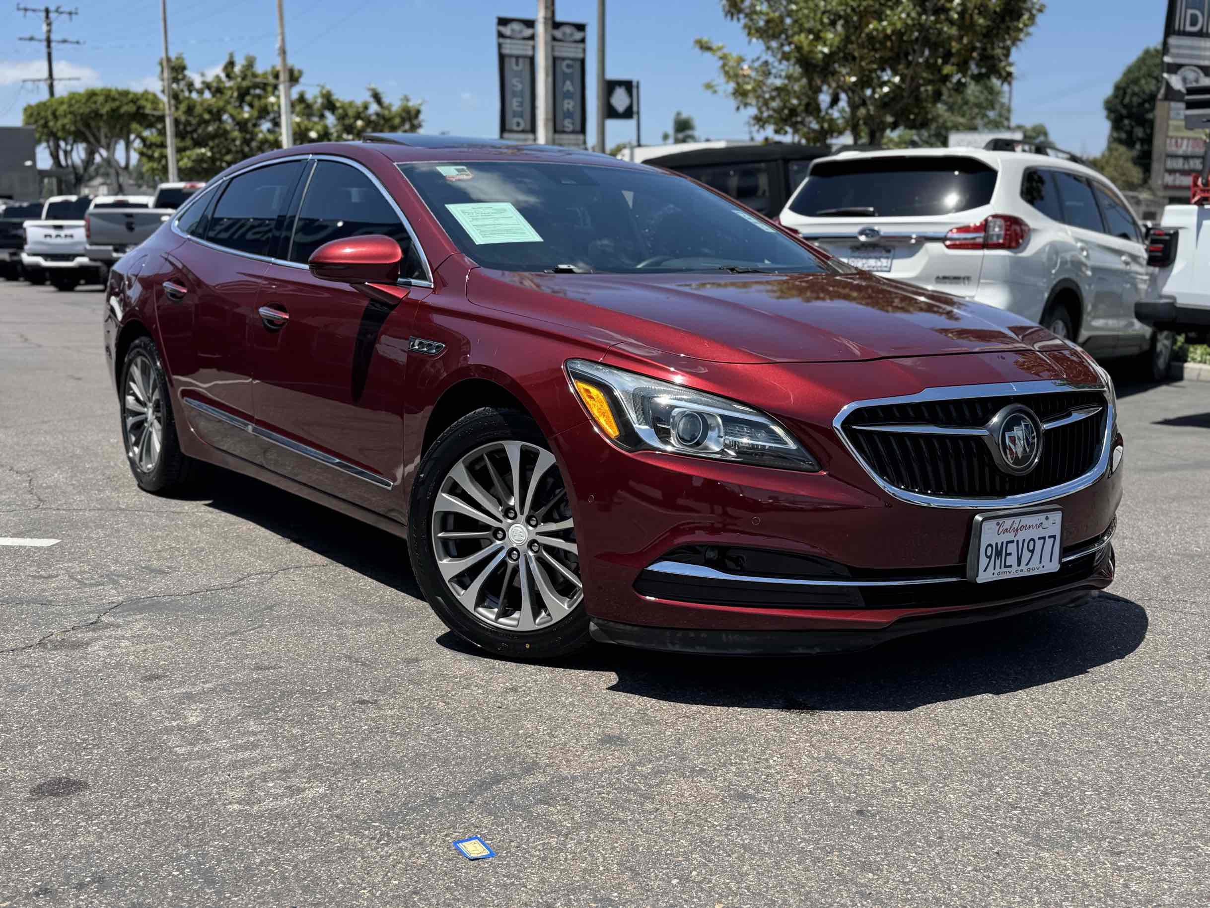 Used 2017 Buick LaCrosse Premium w/ Driver Confidence Package #2 FWD image 8
