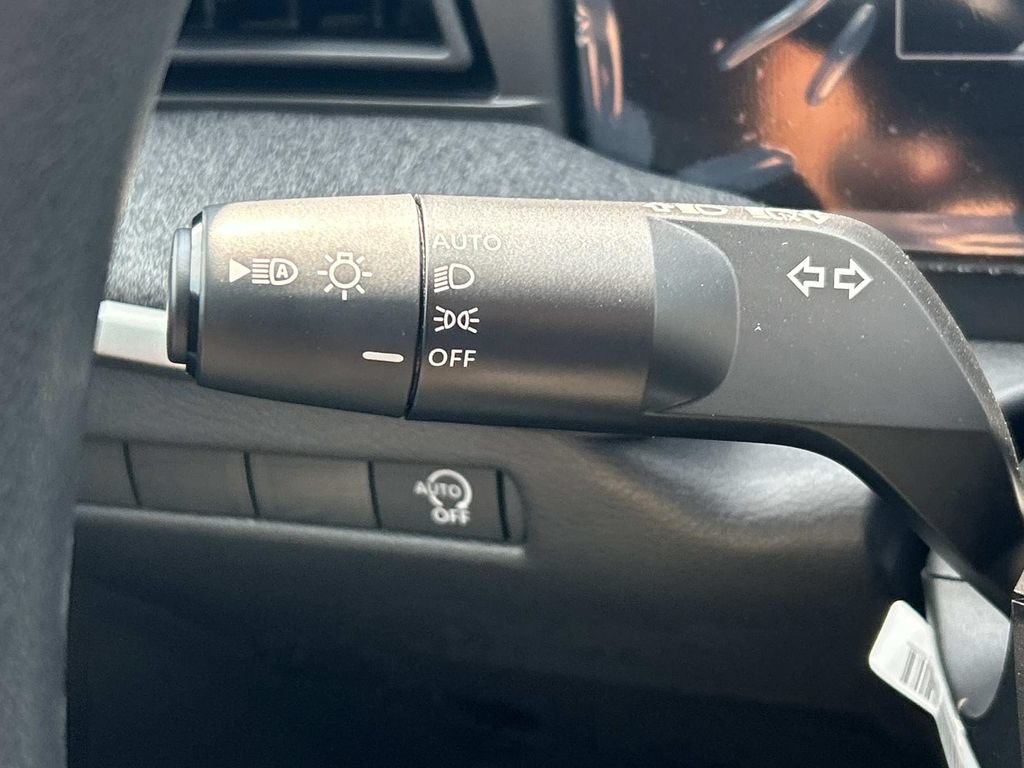 New 2026 Nissan Kicks SV w/ Cold Weather Package FWD image 27