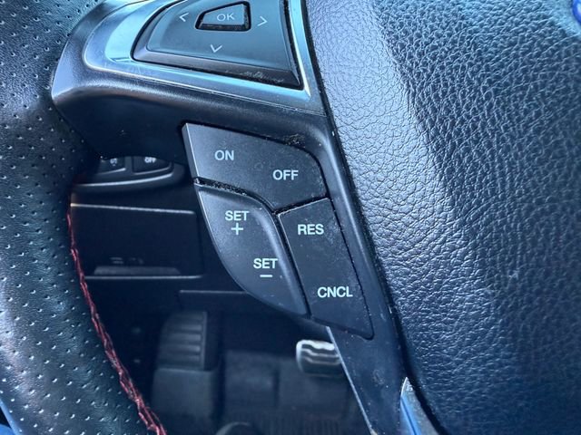 Certified 2022 Ford Edge ST-Line AWD/4WD image 14