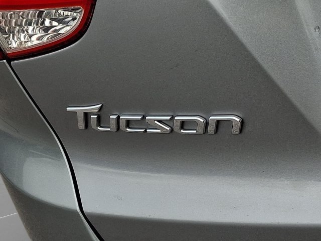 Used 2015 Hyundai Tucson SE AWD/4WD image 34