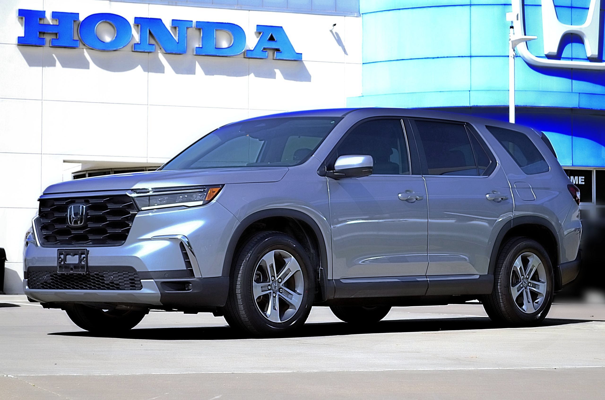 Used 2024 Honda Pilot EX-L image 1