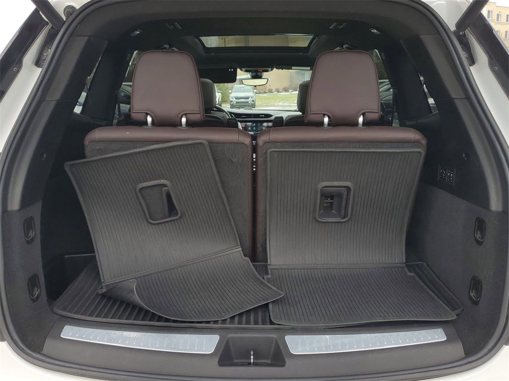 Used 2021 Cadillac XT6 Premium Luxury image 36