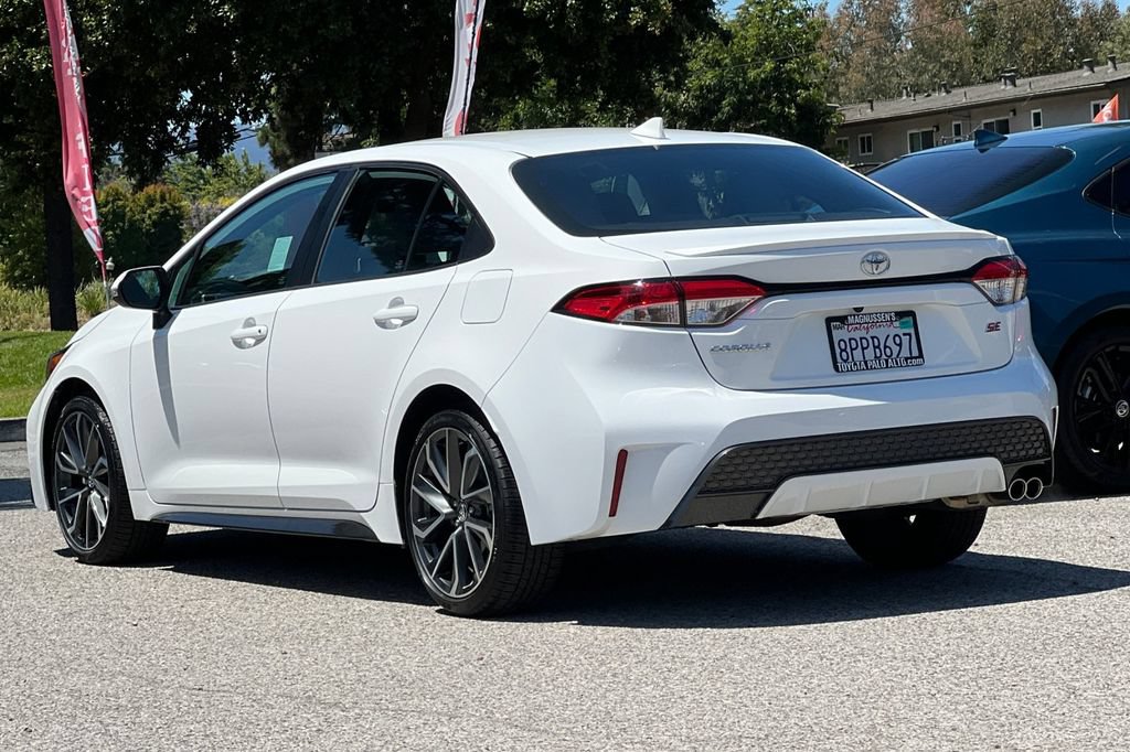 Certified 2020 Toyota Corolla SE FWD image 5