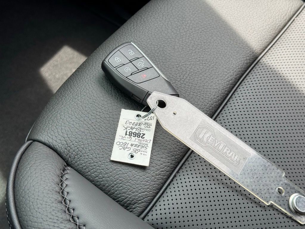 New 2025 GMC Sierra 1500 Denali w/ Denali Reserve Package image 37