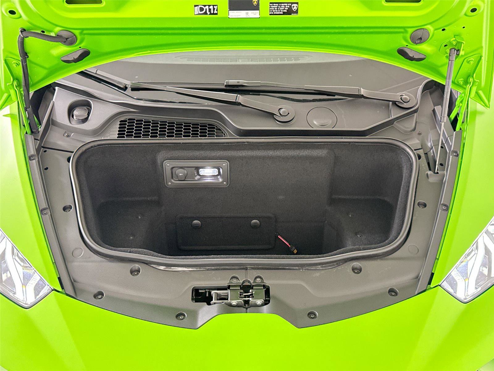 Used 2024 Lamborghini Huracan Sterrato AWD/4WD image 28