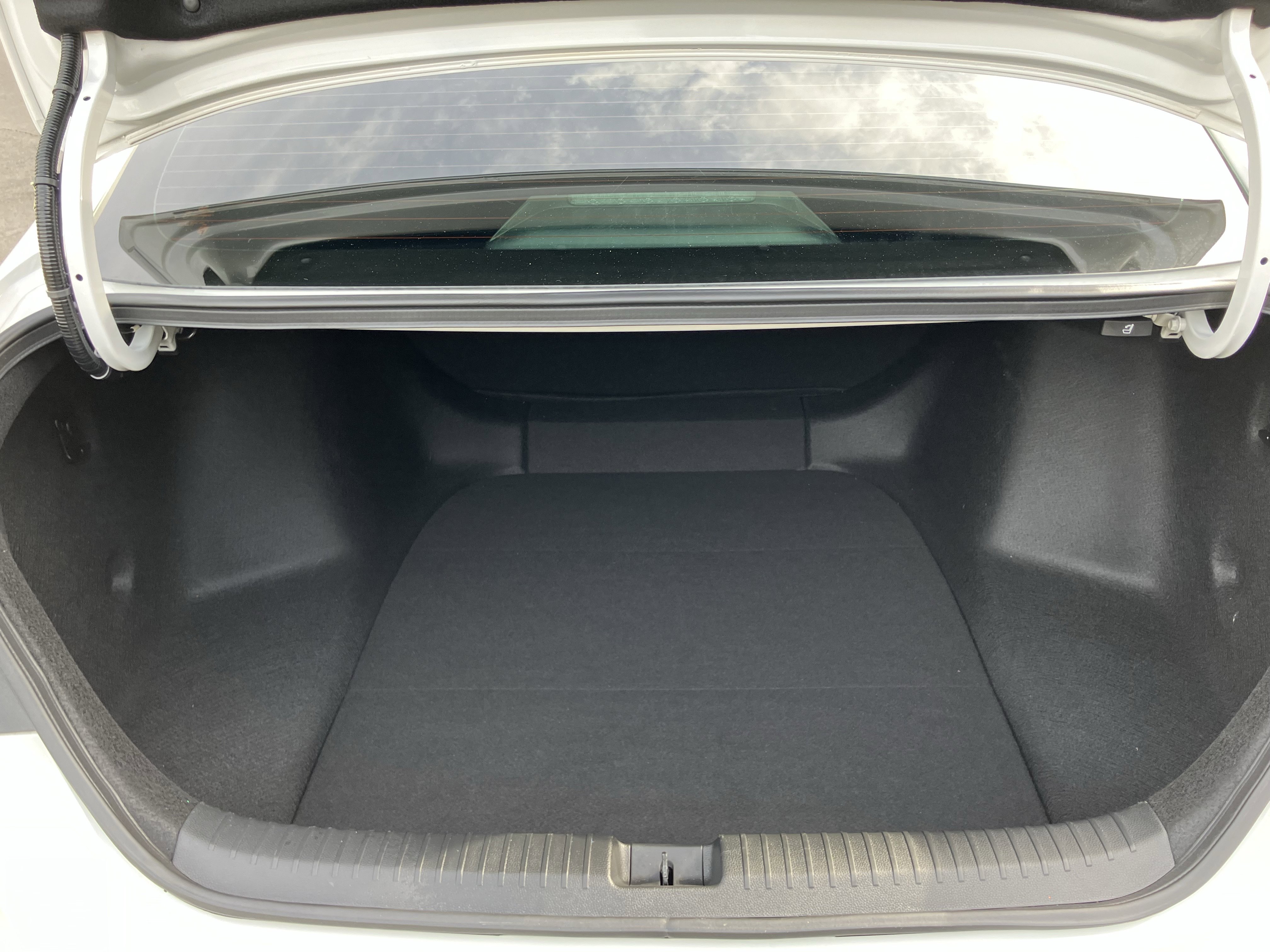 Used 2025 Honda Accord LX image 33