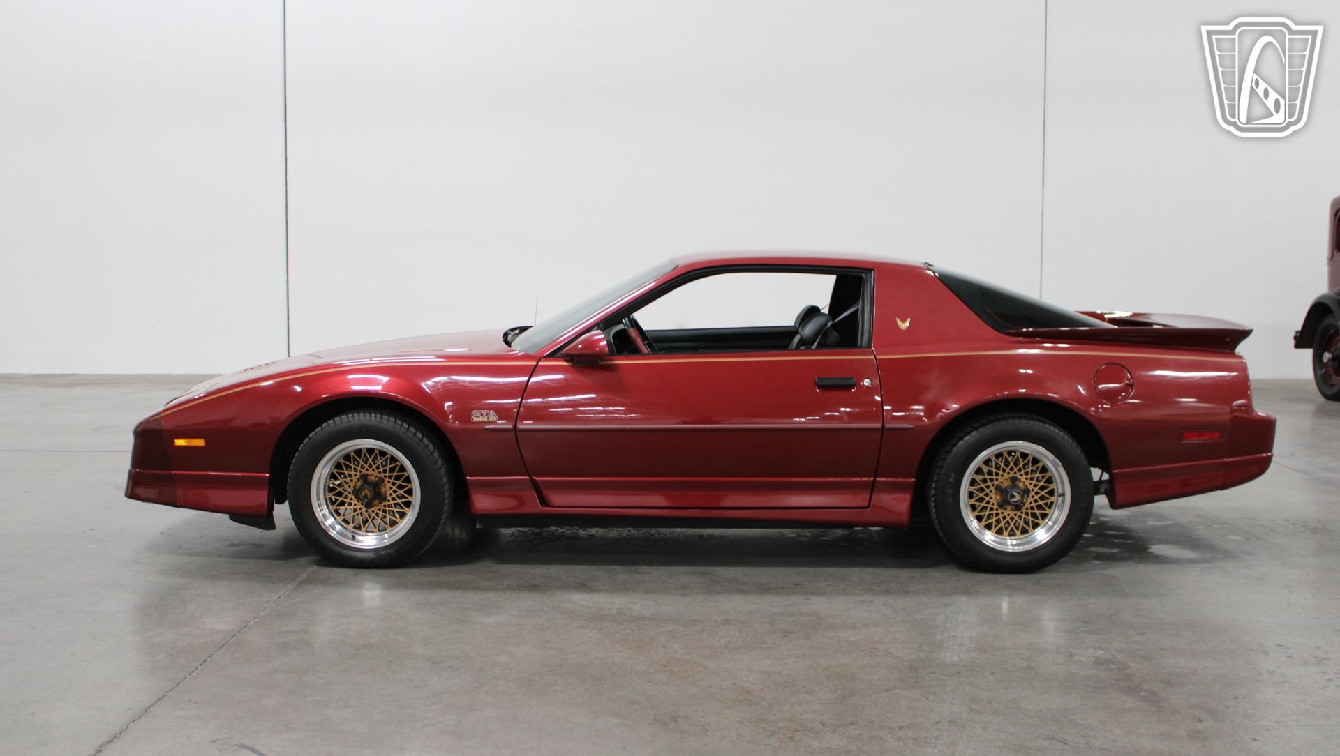 Used 1989 Pontiac Firebird Trans Am RWD image 11