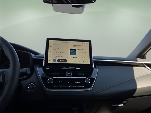 Used 2025 Toyota Corolla SE w/ SE Premium Package image 11