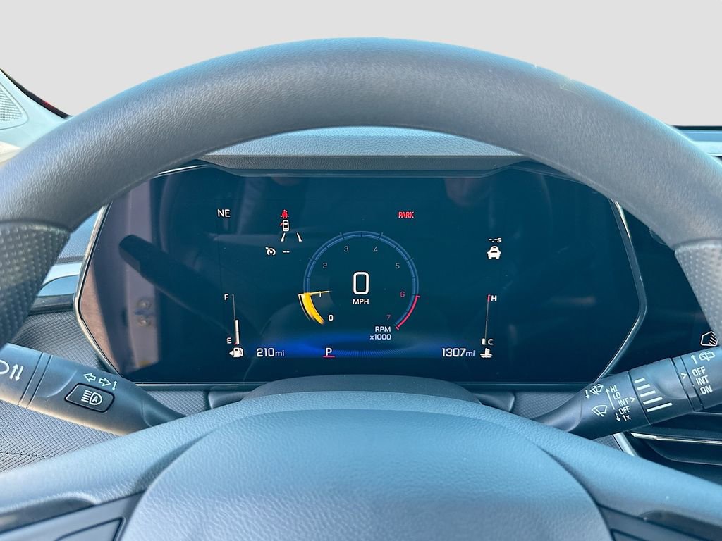 Used 2024 Chevrolet TrailBlazer LT w/ Driver Confidence Package image 12