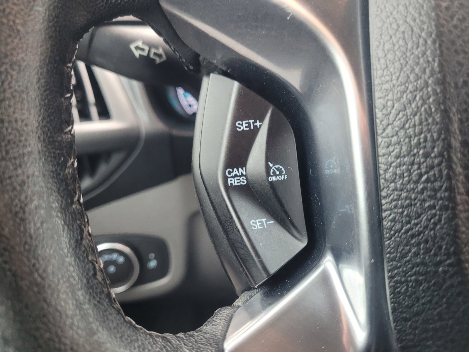 Used 2020 Ford Transit Connect XL FWD image 18