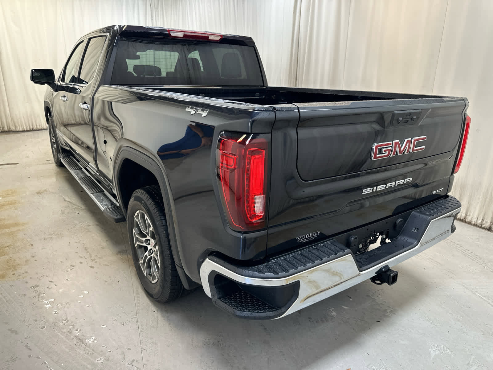 New 2026 GMC Sierra 1500 SLT w/ SLT Convenience Package image 2