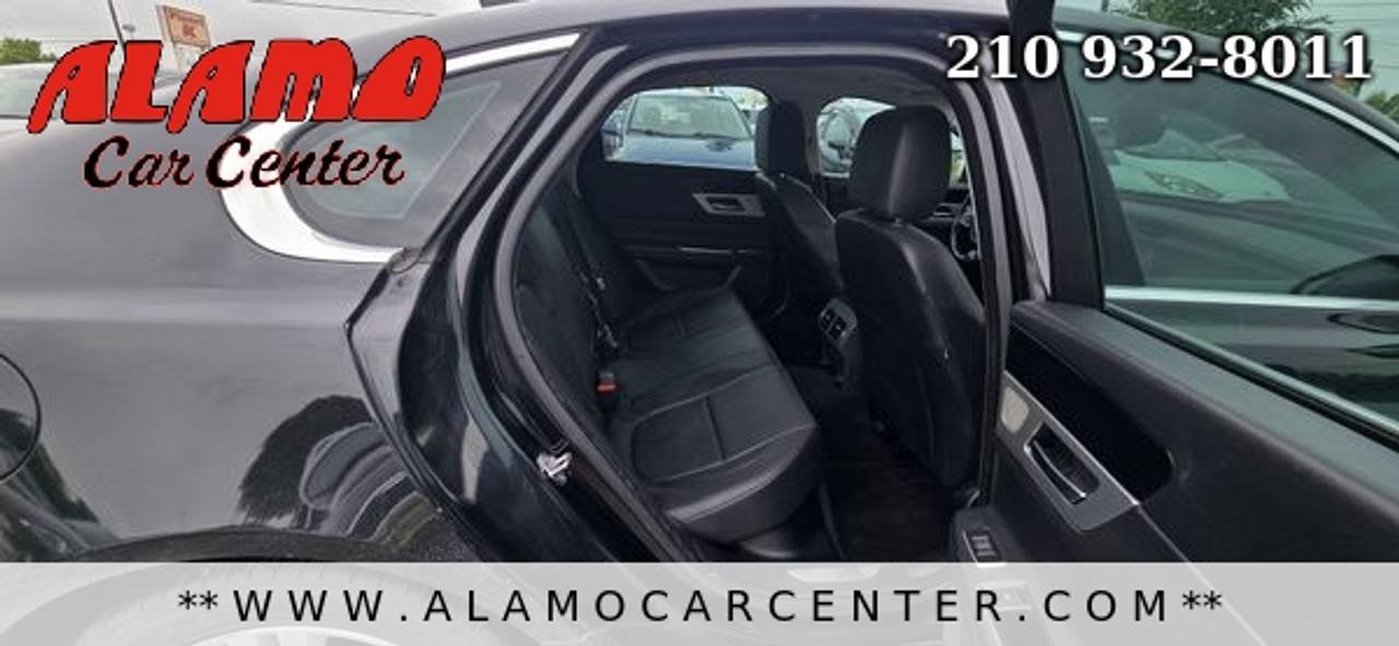 Used 2017 Jaguar XF Premium RWD image 17