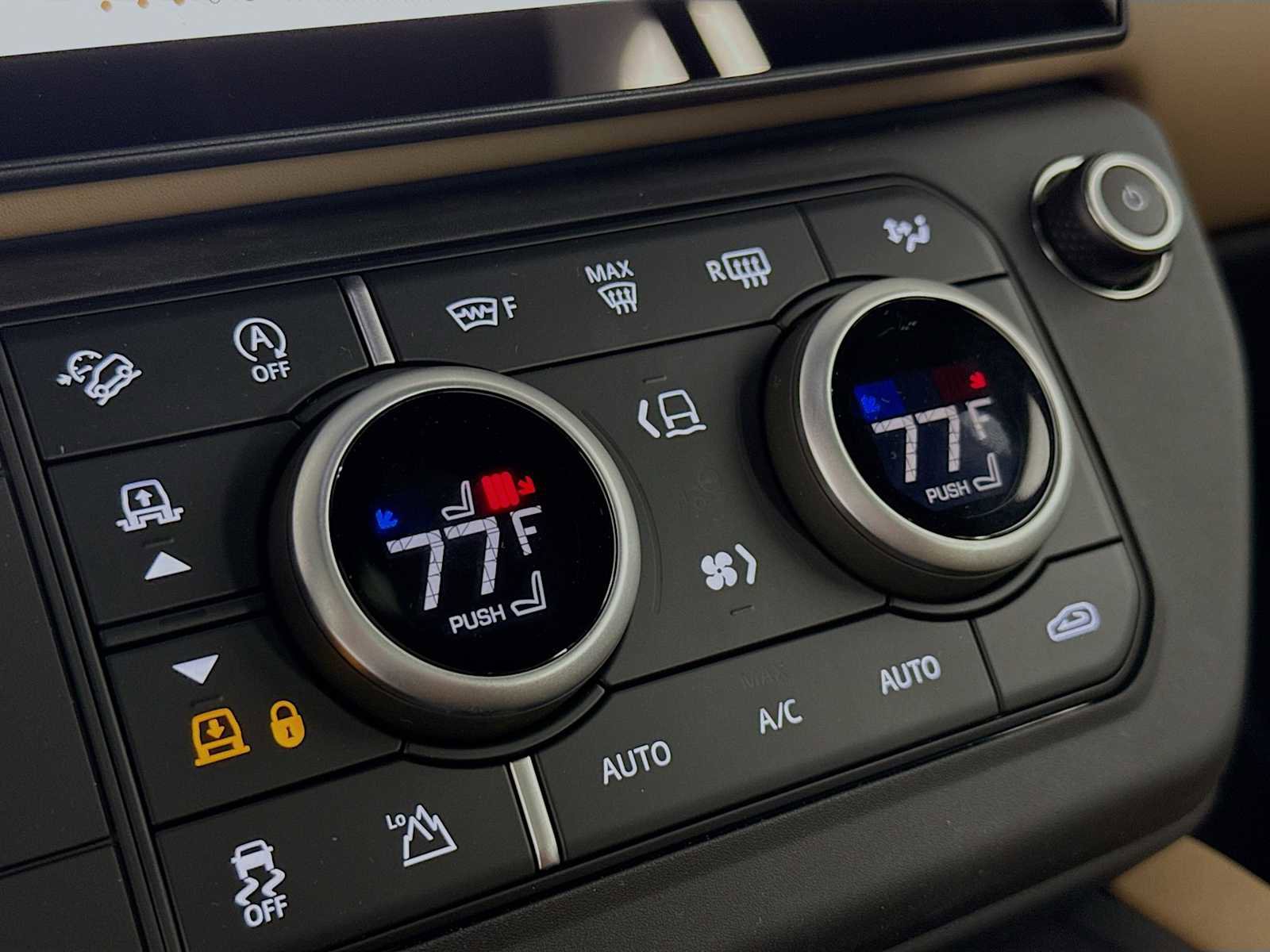 New 2026 Land Rover Defender 110 X-Dynamic SE AWD/4WD image 15