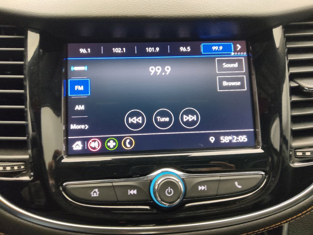 Used 2020 Chevrolet Trax Premier AWD/4WD image 25