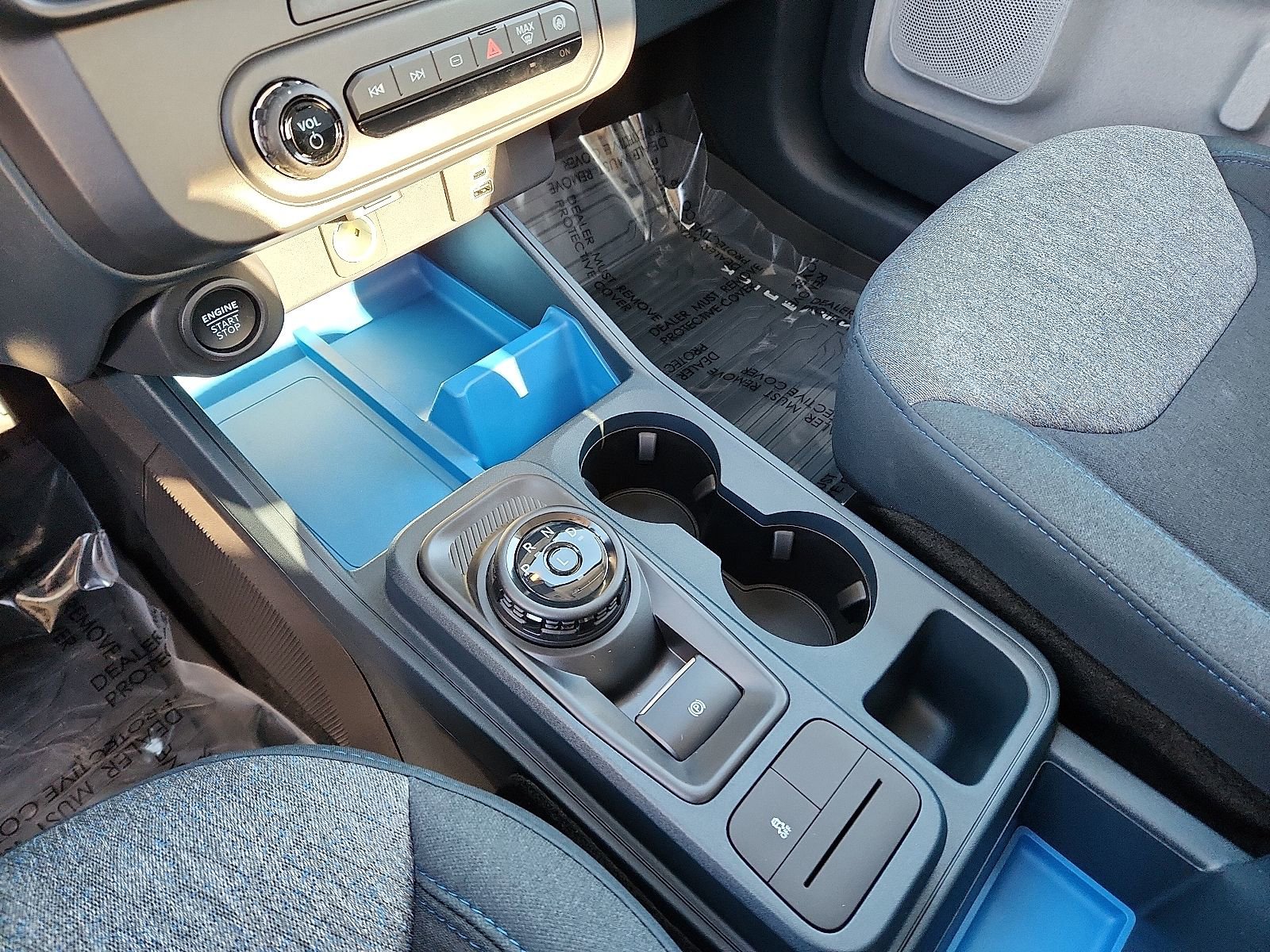 New 2025 Ford Maverick XLT w/ XLT Luxury Package image 17