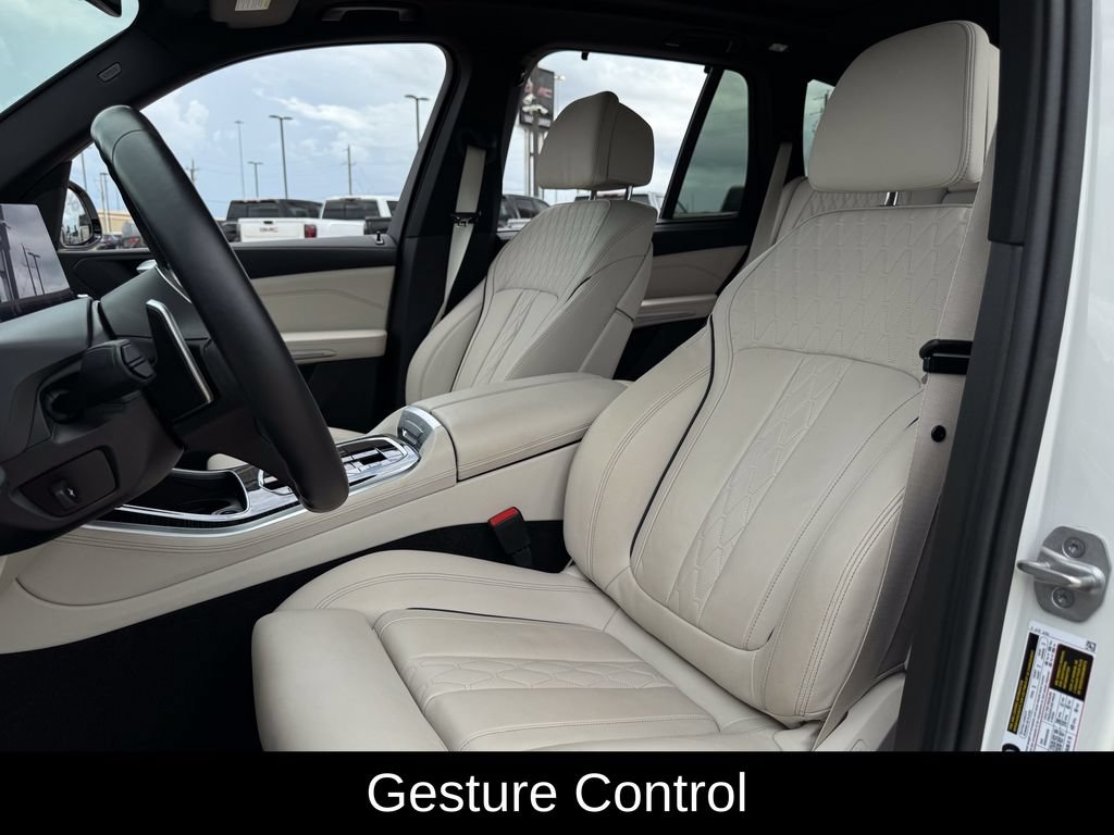 Used 2024 BMW X5 xDrive40i w/ Executive Package AWD/4WD image 29