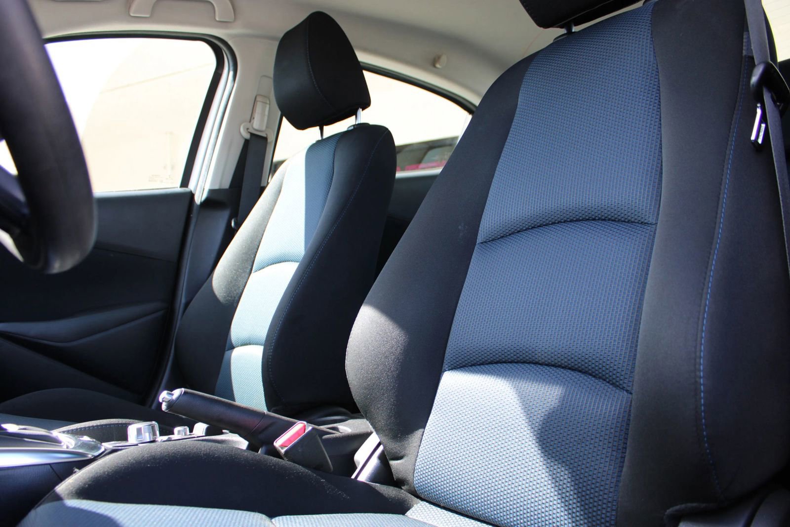 Used 2019 Toyota Yaris LE FWD image 15