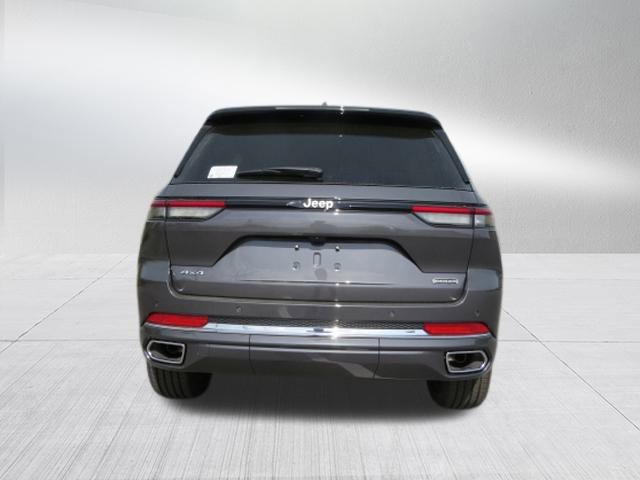 New 2025 Jeep Grand Cherokee Overland w/ Trailer Tow Package image 4