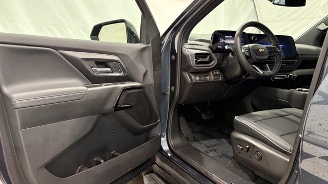 New 2026 Chevrolet Silverado EV LT image 31