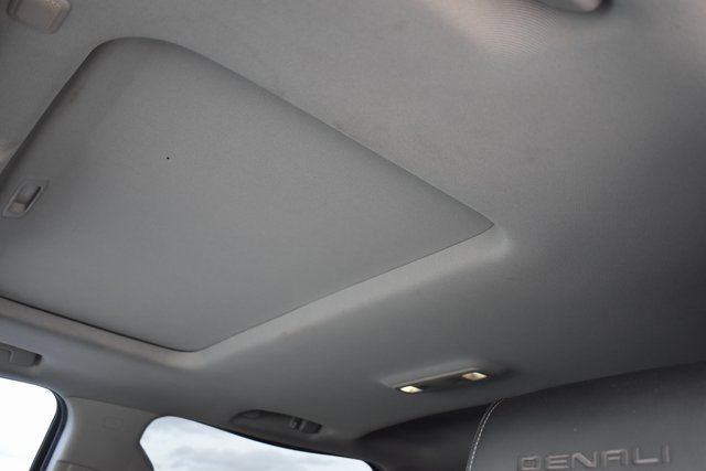 Used 2016 GMC Sierra 2500 Denali w/ Duramax Plus Package image 18