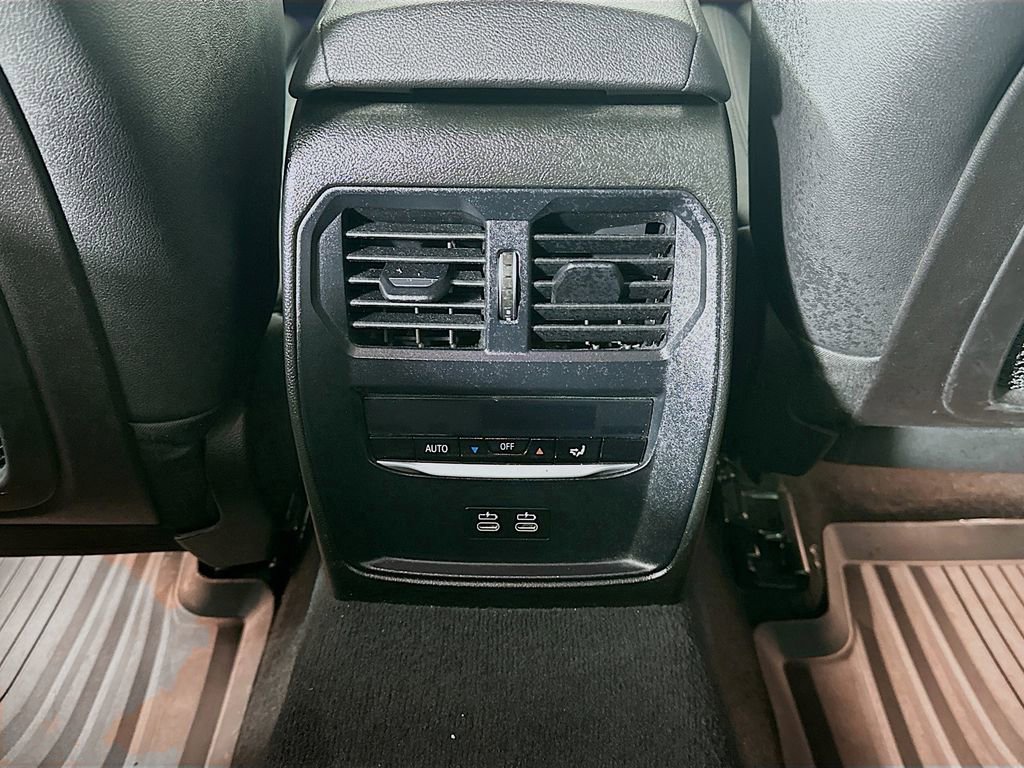 Used 2021 BMW 330i xDrive Sedan image 22