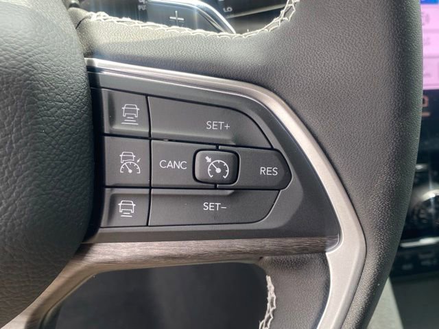 New 2025 Jeep Grand Cherokee L Limited w/ Luxury Tech Group II image 19