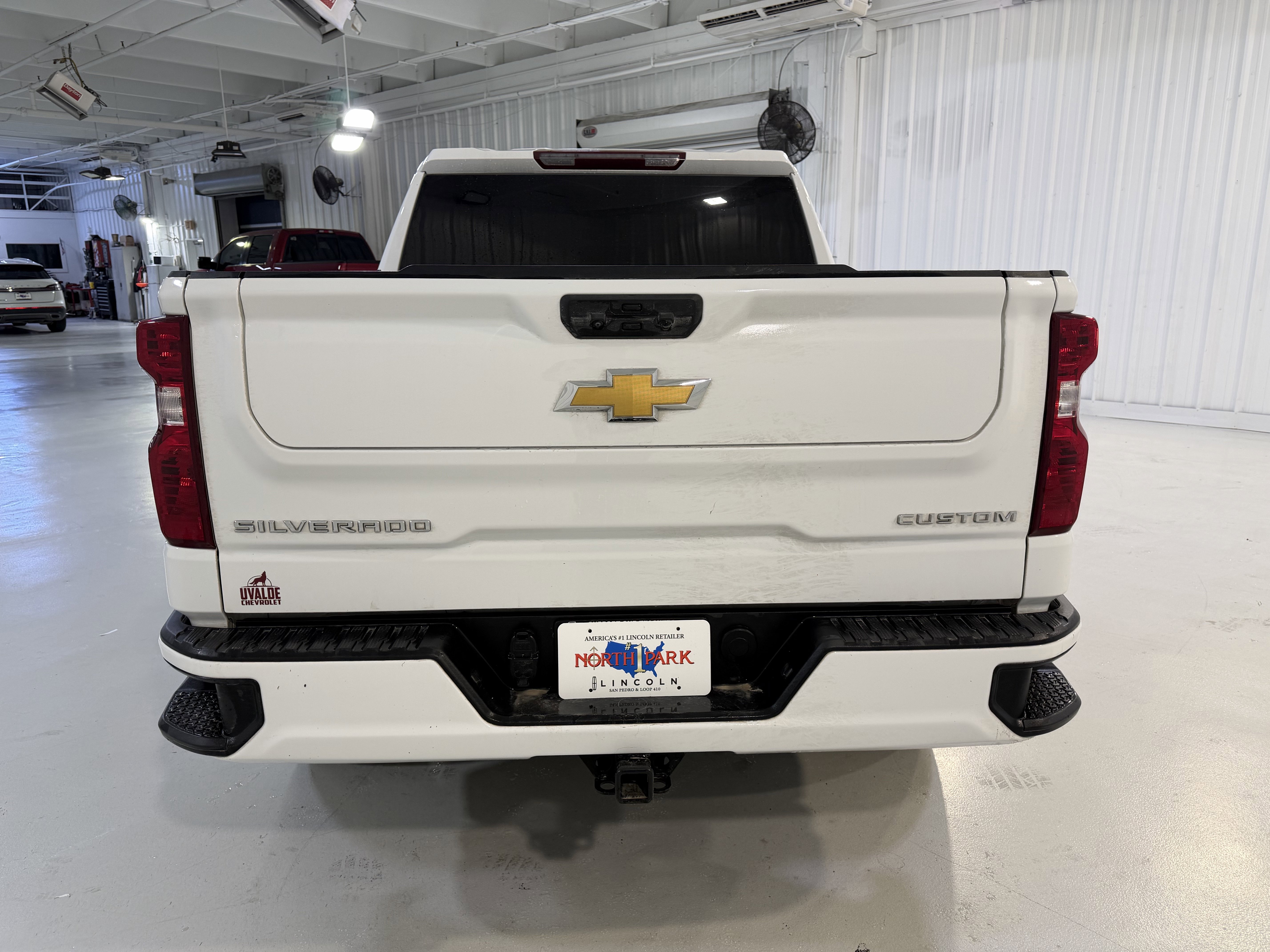 Used 2024 Chevrolet Silverado 1500 Custom RWD image 4
