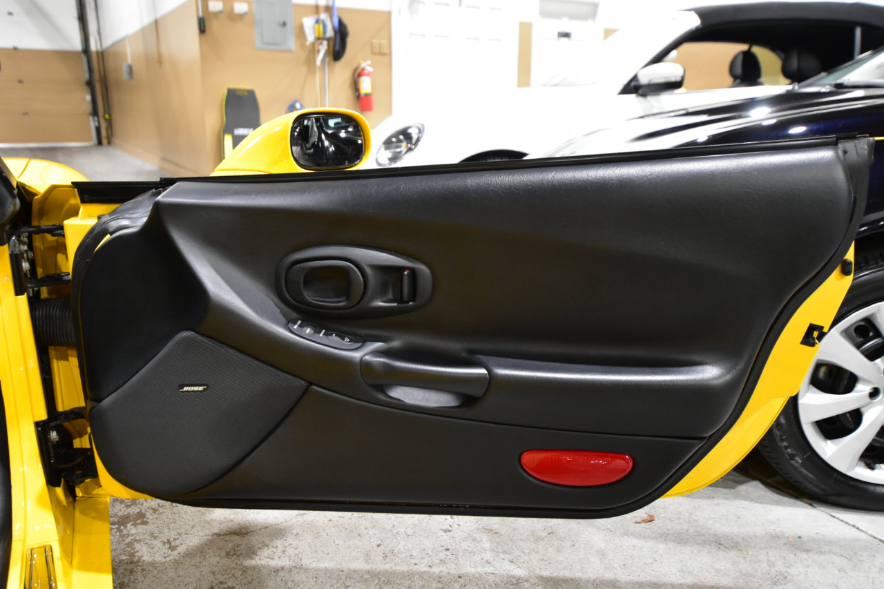 Used 2003 Chevrolet Corvette Convertible w/ Preferred Equipment Group1 image 49