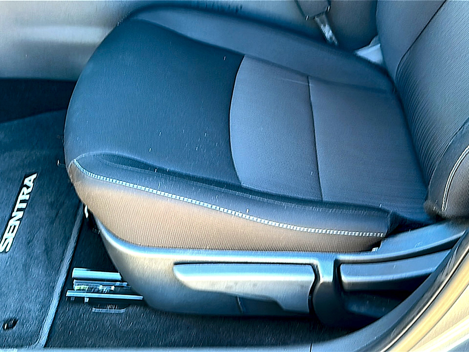 Used 2024 Nissan Sentra SV image 15