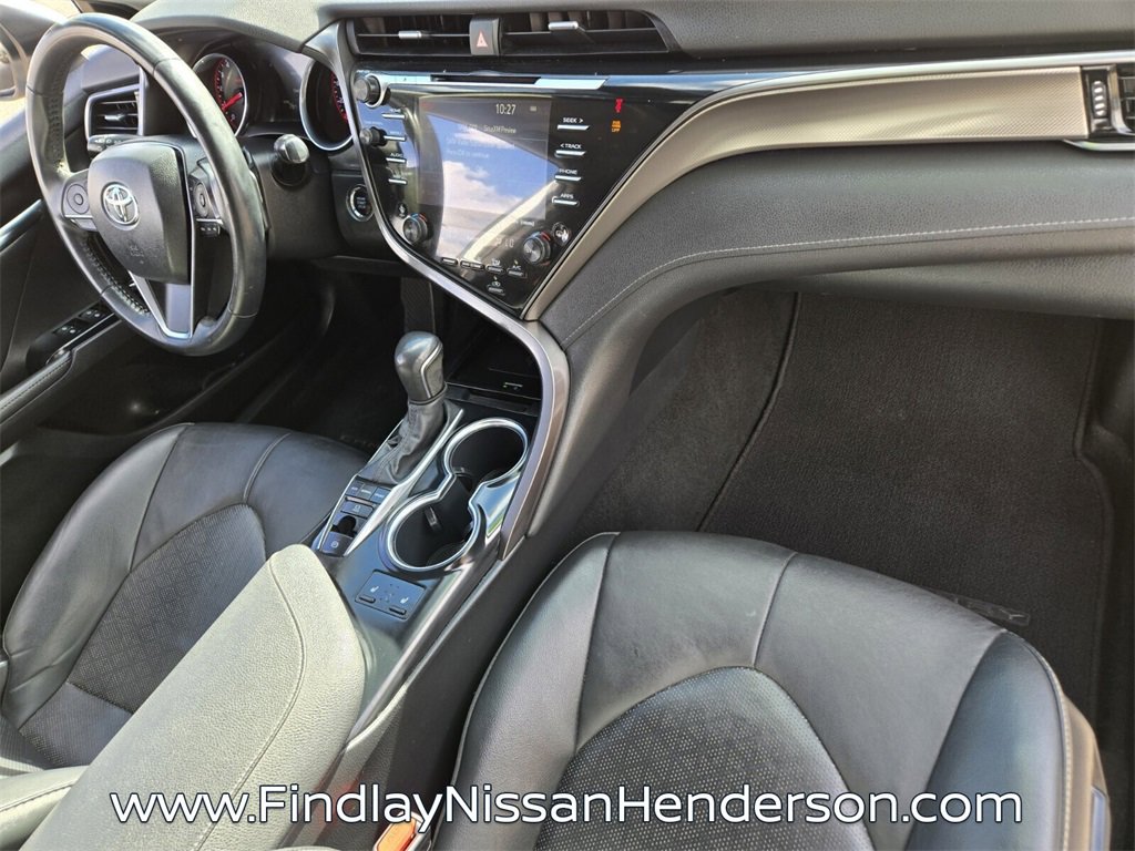 Used 2020 Toyota Camry XSE image 17