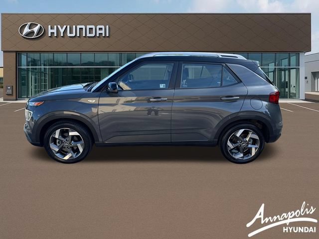 Used 2025 Hyundai Venue Limited FWD video 2
