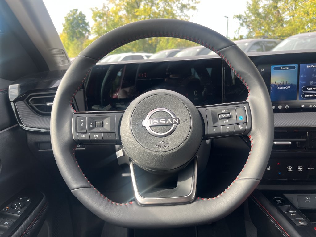 New 2027 Nissan Kicks SR w/ SR Premium Package FWD image 31