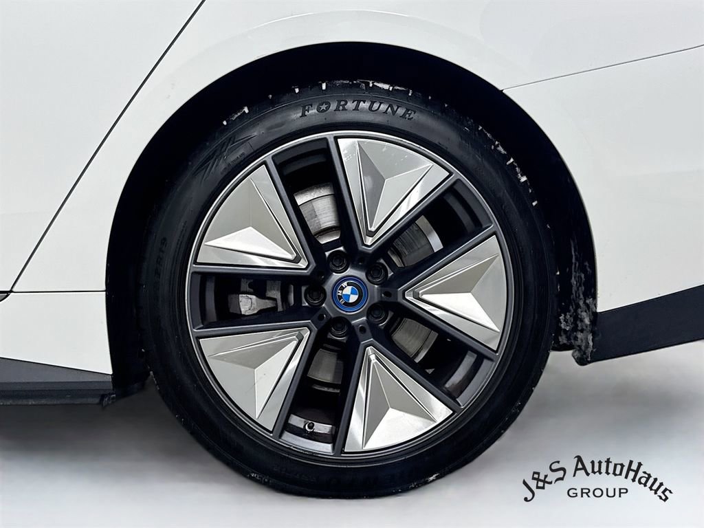 Used 2023 BMW i4 eDrive35 image 38
