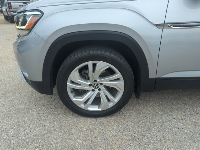 Used 2020 Volkswagen Atlas Cross Sport SEL image 30