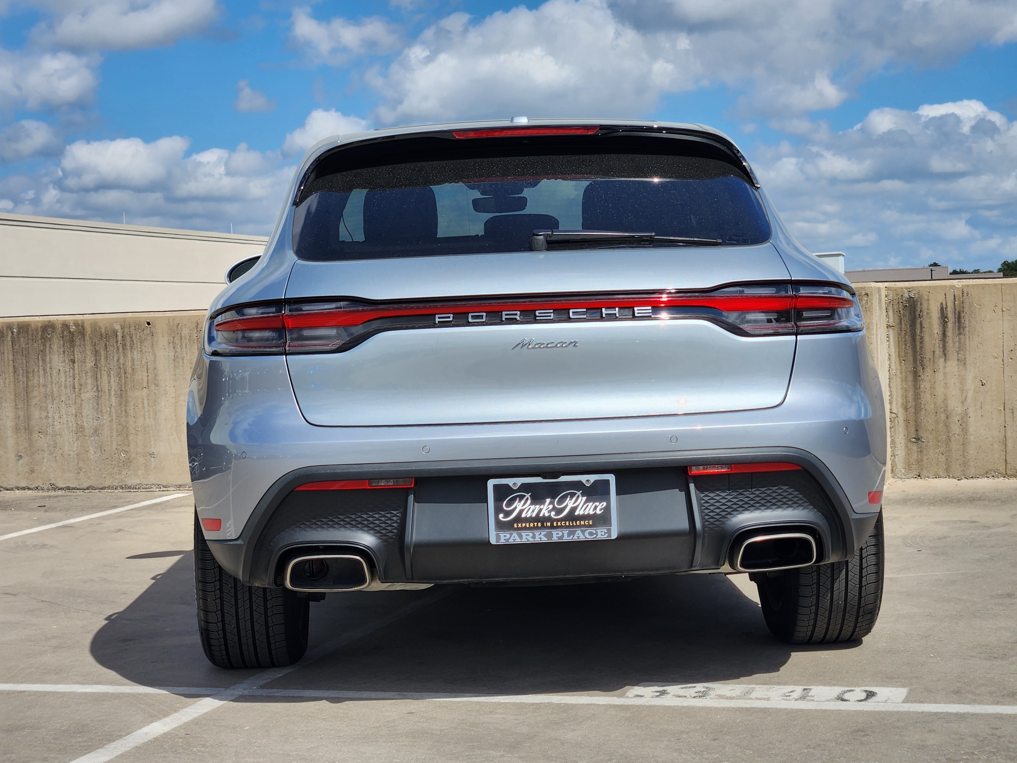 Certified 2026 Porsche Macan AWD/4WD image 7