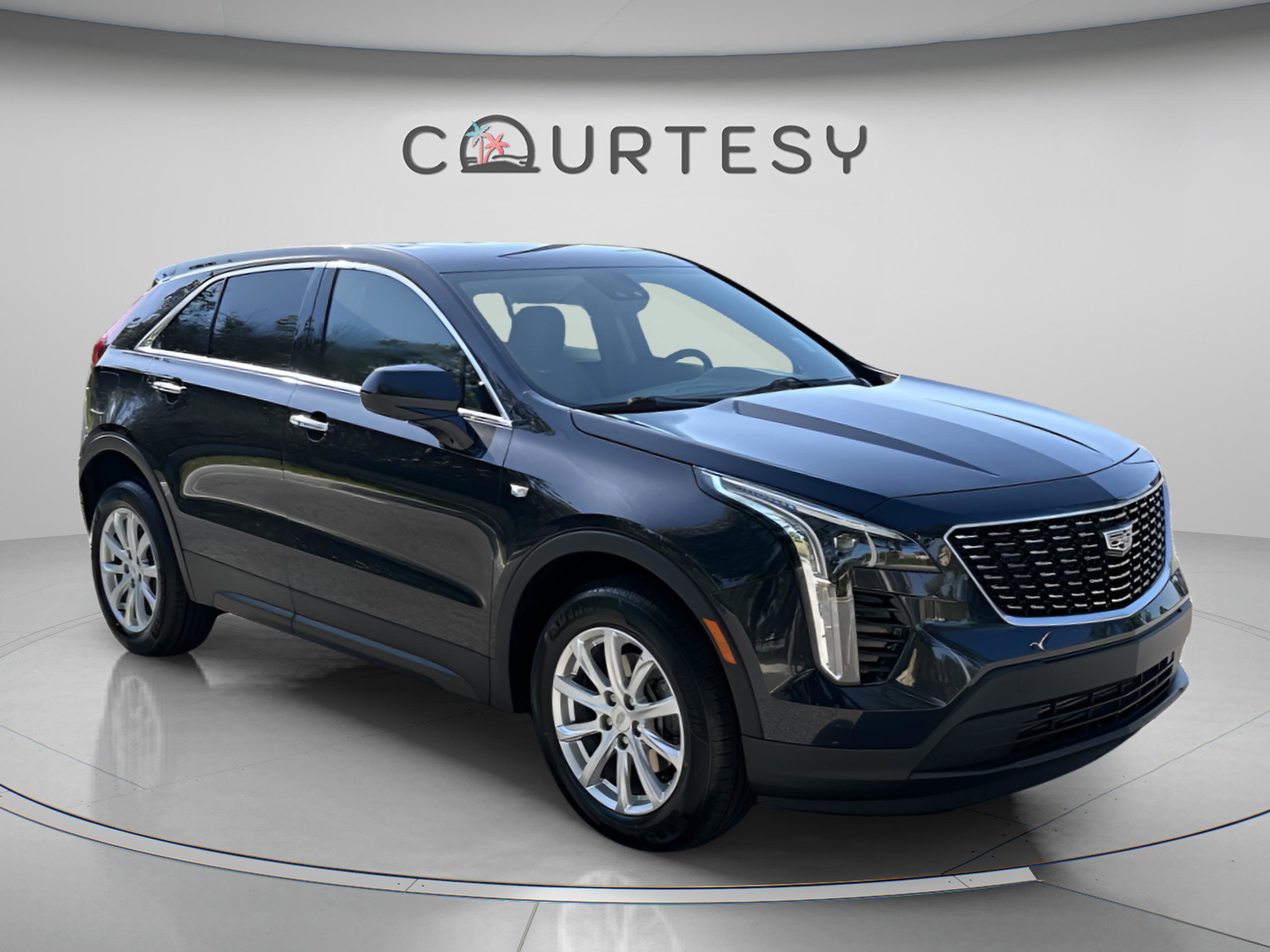 Used 2022 Cadillac XT4 Luxury AWD/4WD image 9