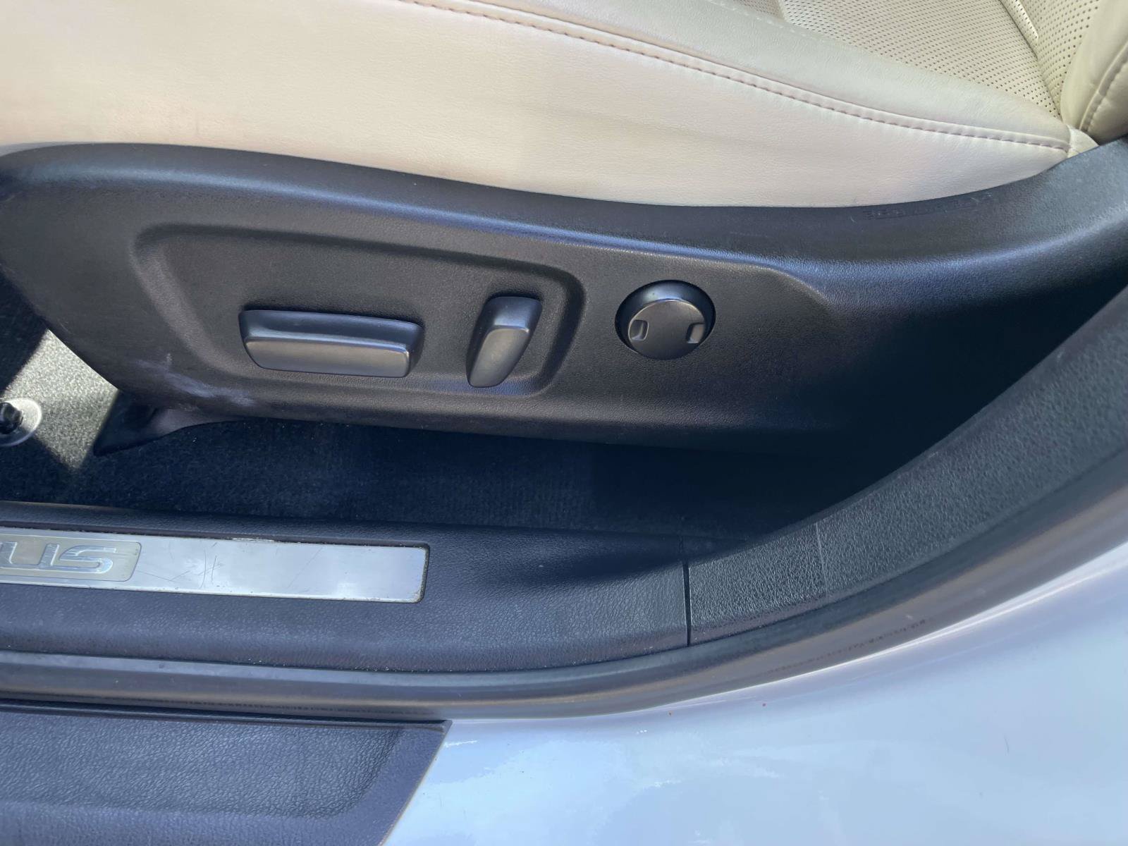 Used 2021 Lexus RX 350 FWD w/ Accessory Package image 19
