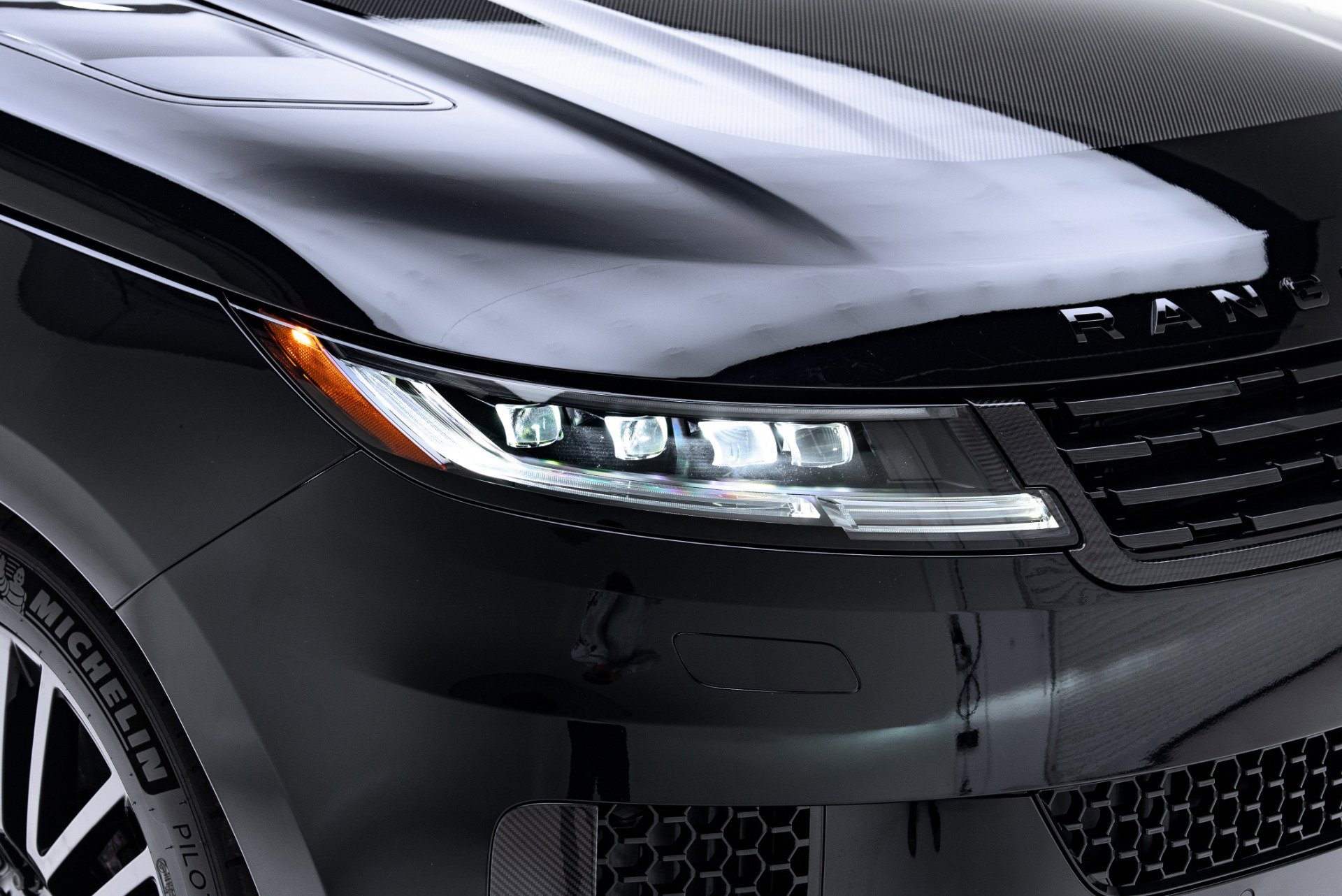 Used 2025 Land Rover Range Rover Sport SV Edition Two image 10