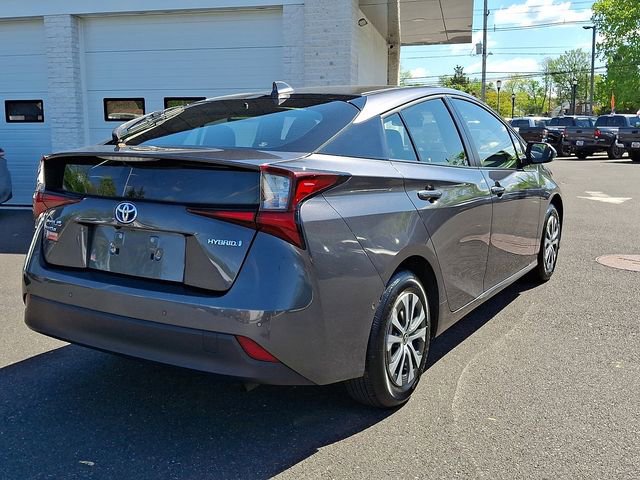 Used 2020 Toyota Prius LE AWD/4WD image 6