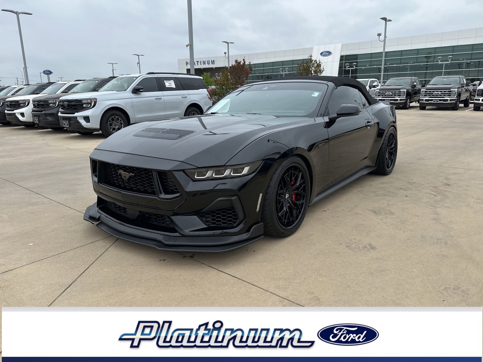 Used 2024 Ford Mustang GT Premium image 1