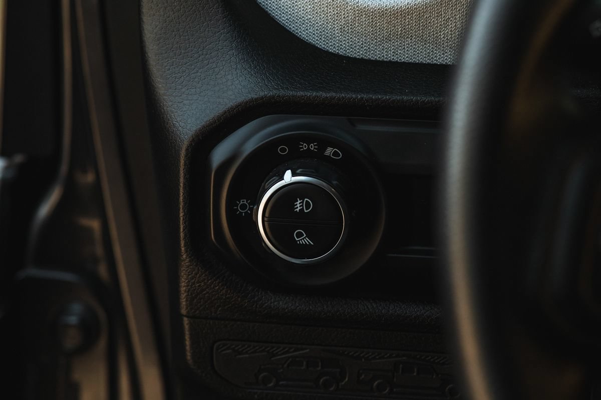 Used 2024 Jeep Gladiator Sport AWD/4WD image 24