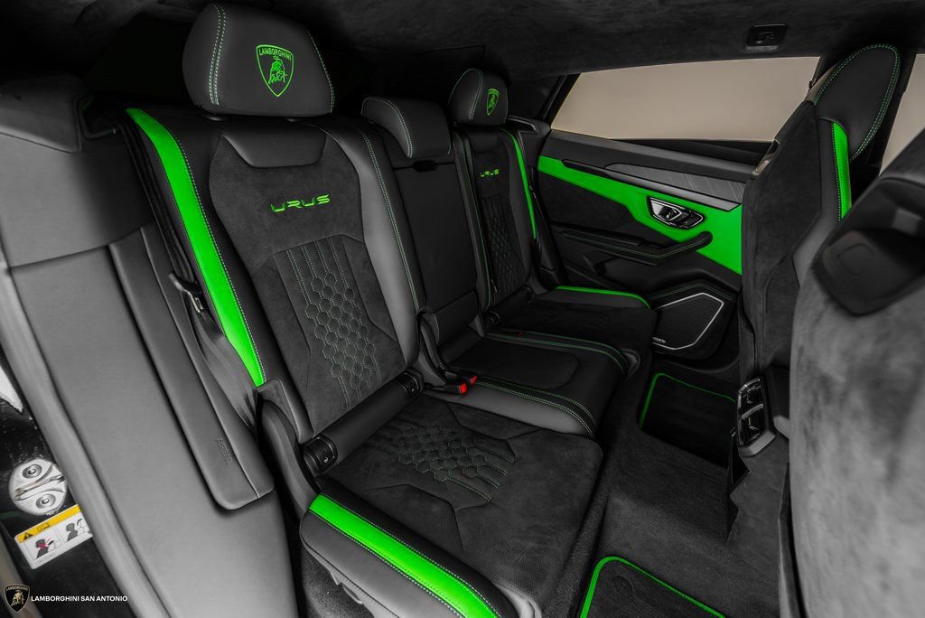 Used 2024 Lamborghini Urus S image 24