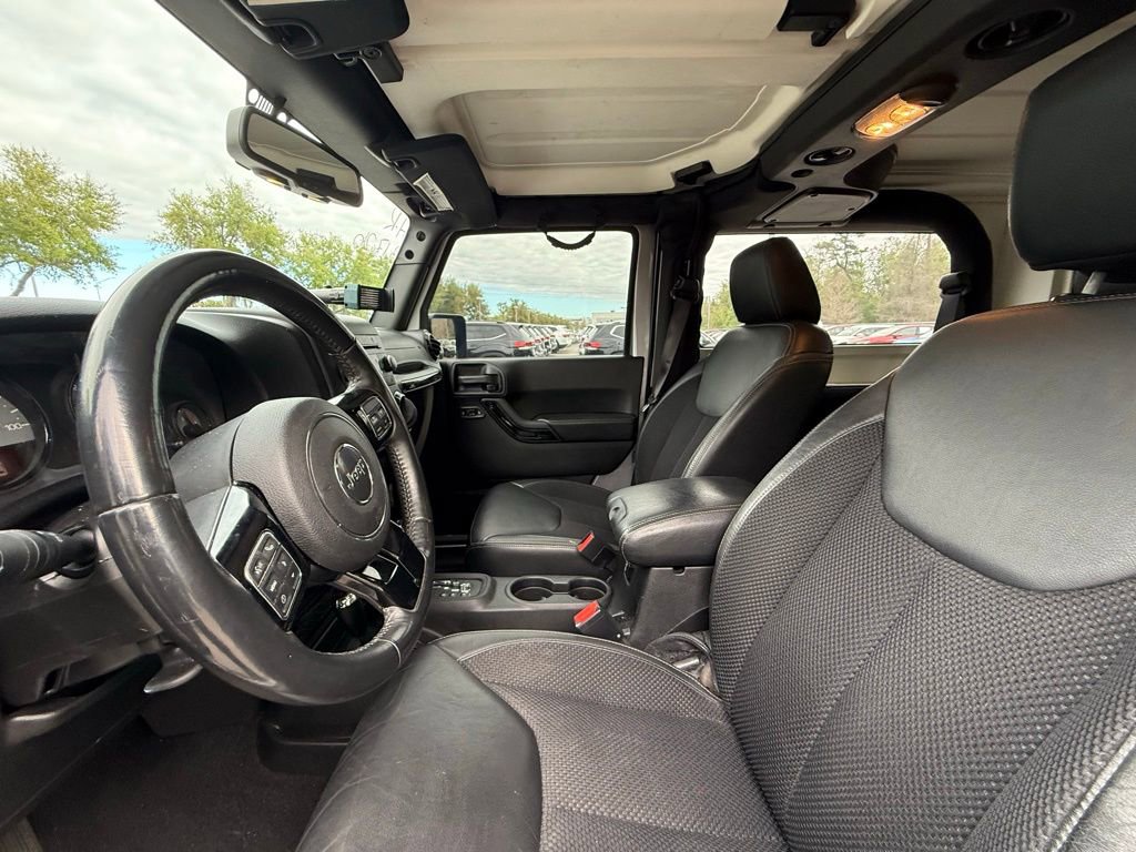 Used 2017 Jeep Wrangler Sahara image 20