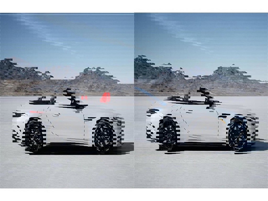 New 2026 Mercedes-Benz SL 63 AMG 4MATIC image 16