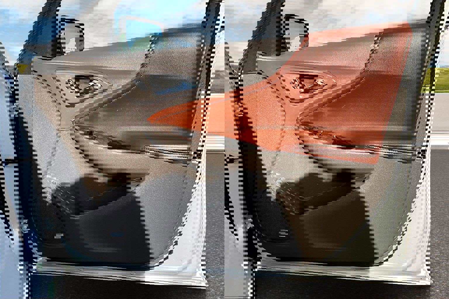 Used 2016 Chevrolet Malibu Premier w/ Driver Confidence Package II image 19