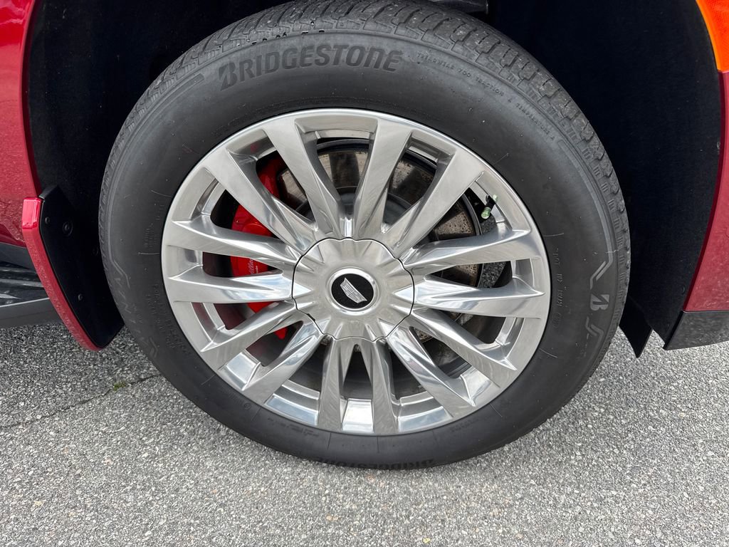 Used 2024 Cadillac Escalade ESV Premium Luxury image 12