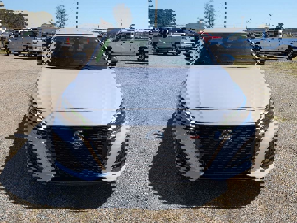 Used 2024 Nissan Altima 2.5 SR image 3