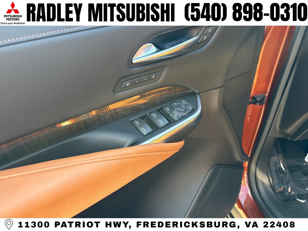 Used 2019 Cadillac XT4 Sport AWD/4WD image 5