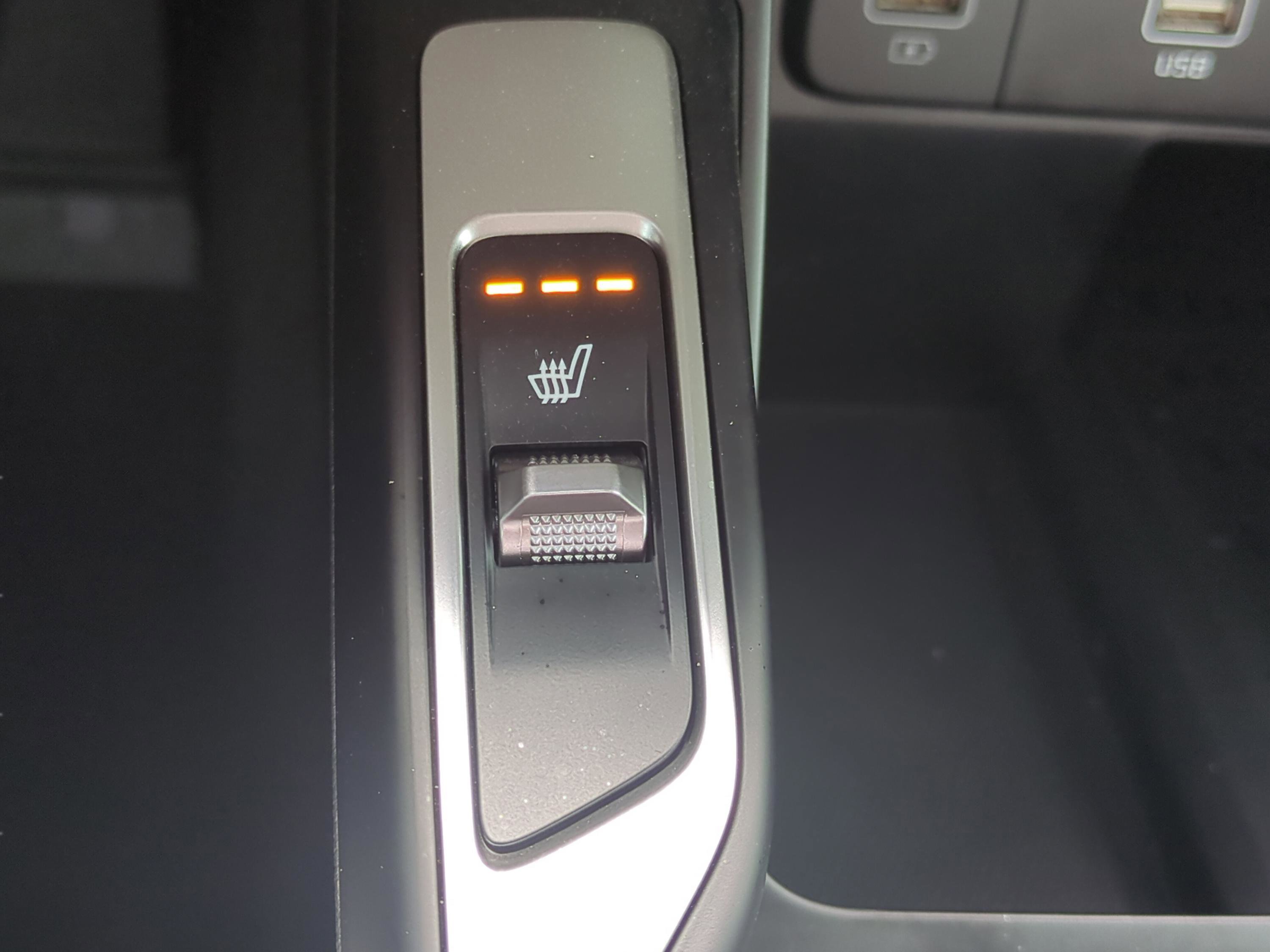 Certified 2023 Kia Sorento S w/ Panoramic Sunroof Package AWD/4WD image 24